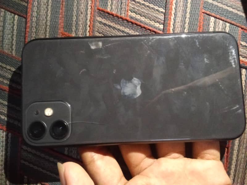 Apple iPhone 11 0