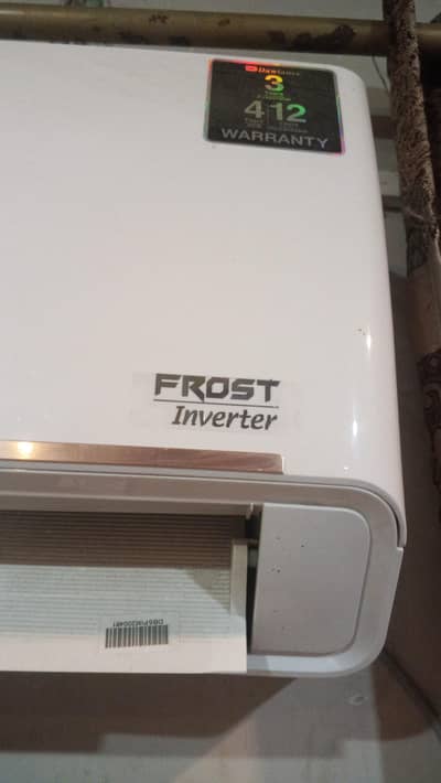 Dawlance 14000 B. T. U FULL A. C D. C INVERTER