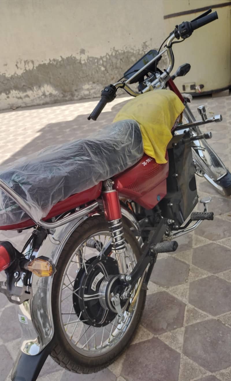 Jolta E70 Electric Bike. Fresh Condition 2