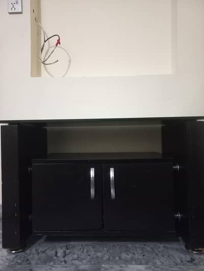 Black colour TV trolley