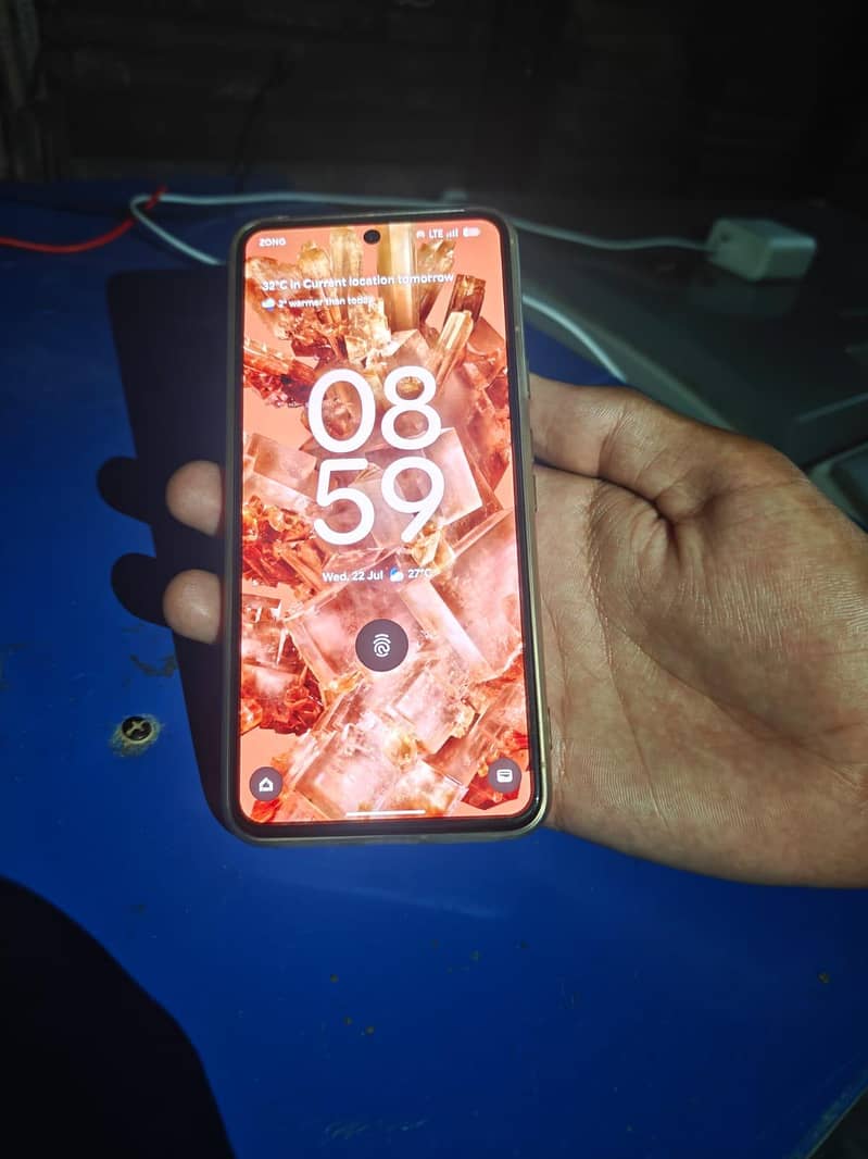 Google Pixel 8 1