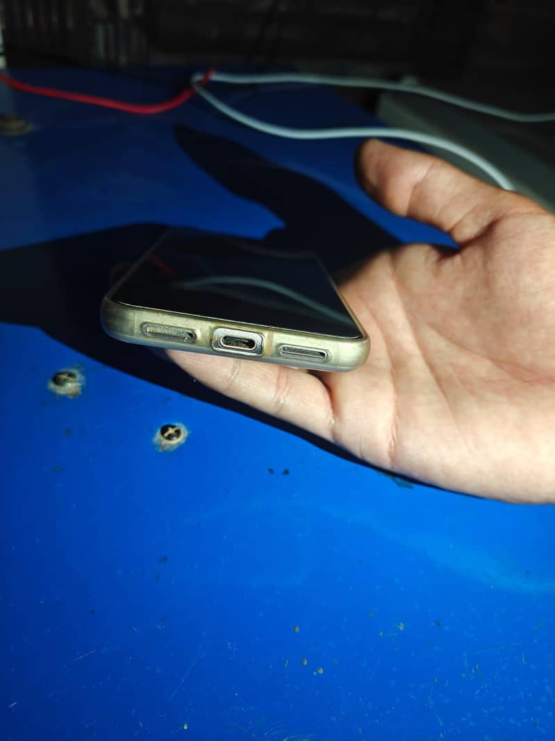 Google Pixel 8 3