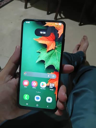 Samsung a06 4 128 in xellent condition.