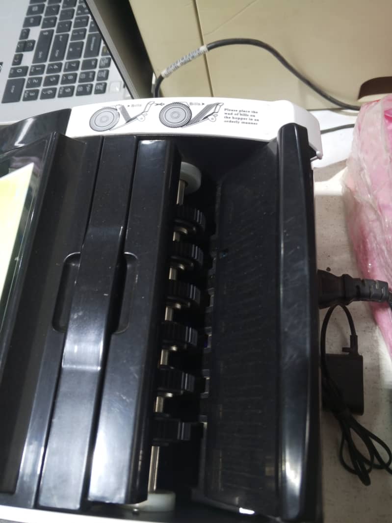Bill counter machine 0