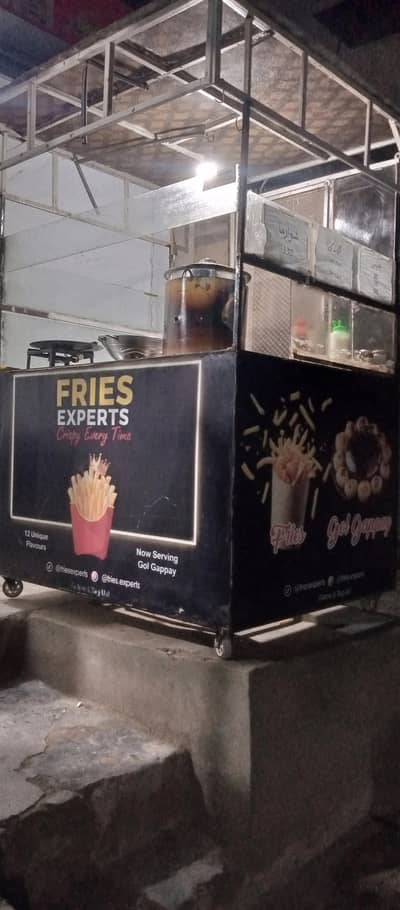 Big Food Counter with Roof & Wheels for Sale – Excellent Condition
