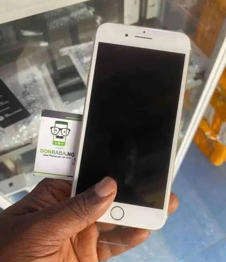 Apple iPhone 7 Plus 0