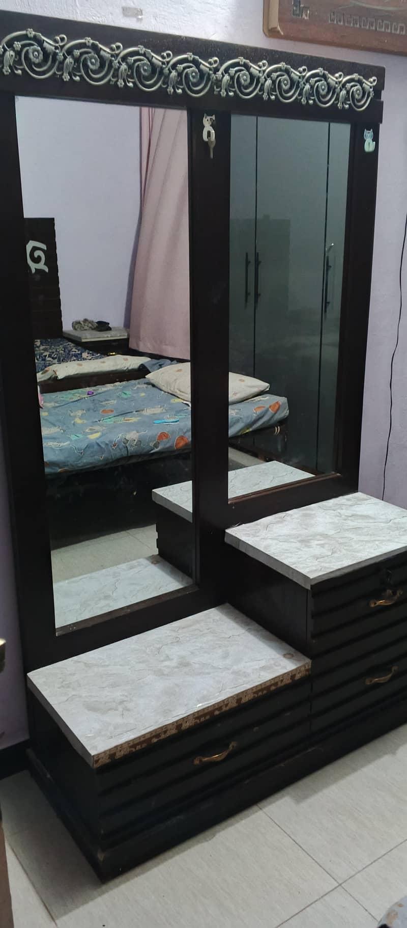 dressing table 2