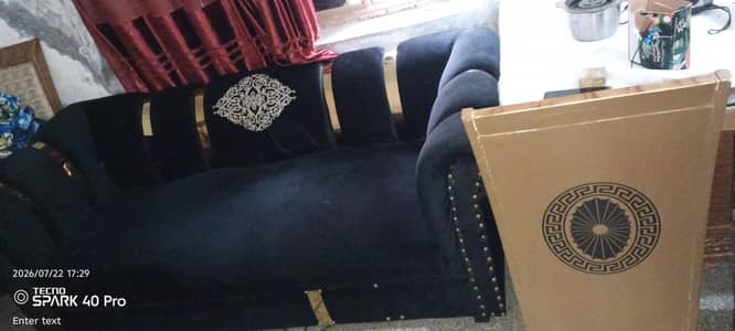 L shape sofa condition good