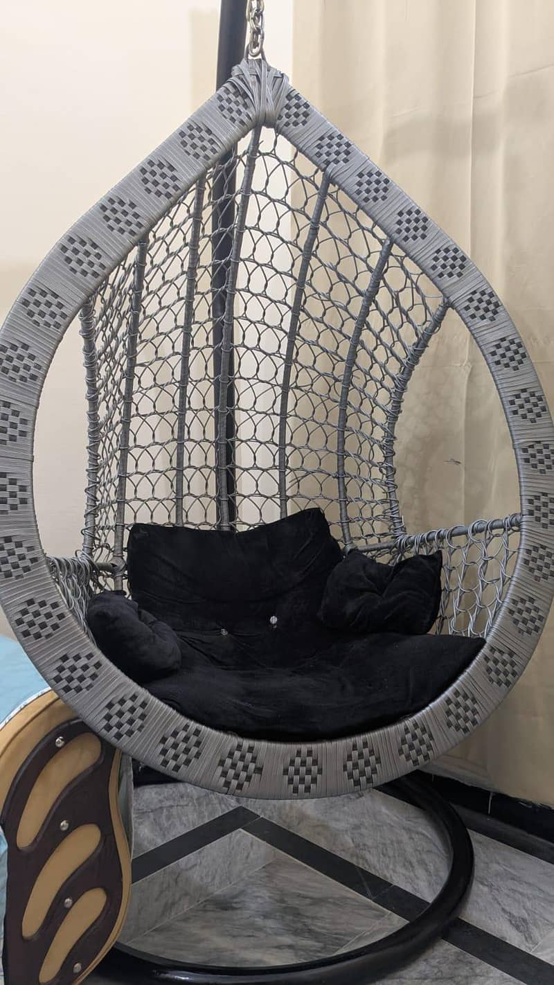 Hanging swing 1