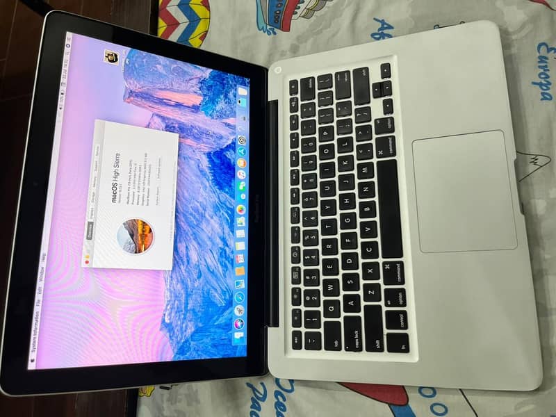 MacBook Pro 0