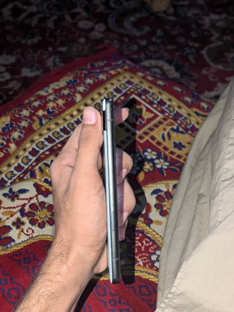 Google Pixel 6a 8