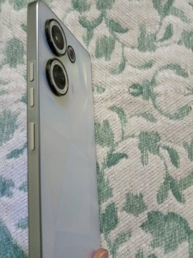 Tecno CAMON 20 3