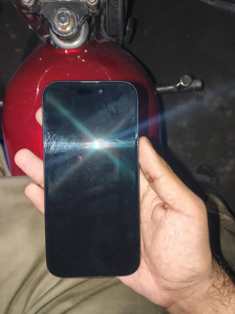 Apple iPhone 15 2
