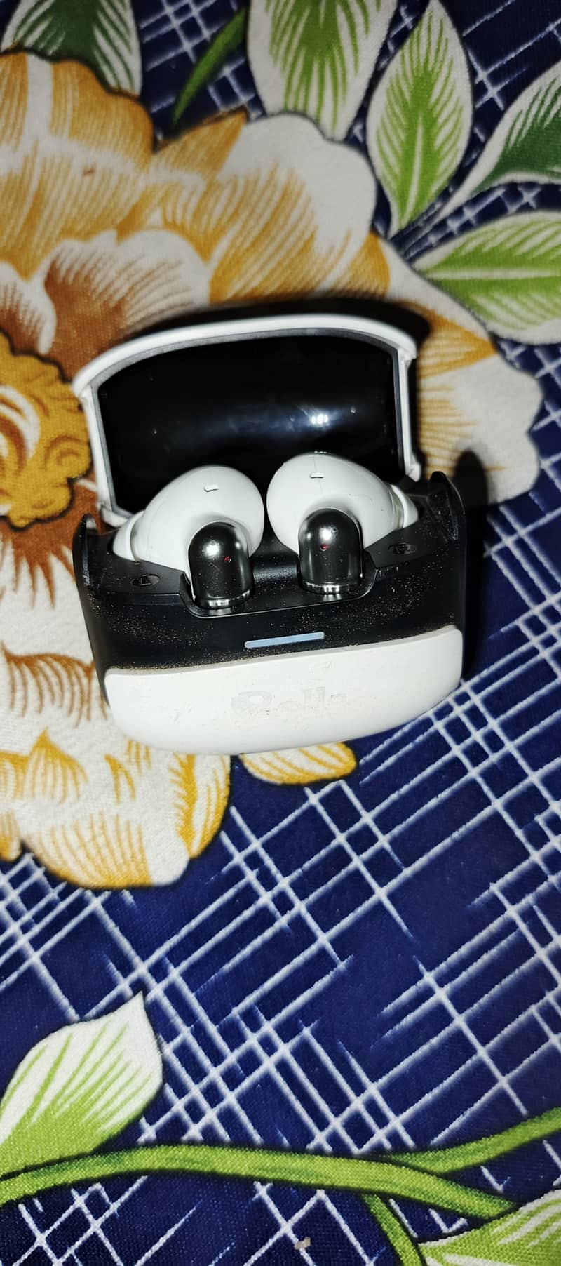 Earbuds 2