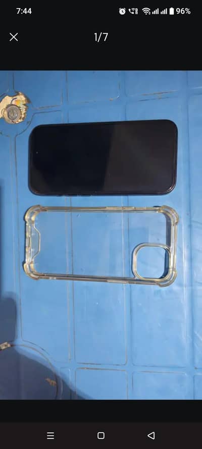 Apple iPhone 15