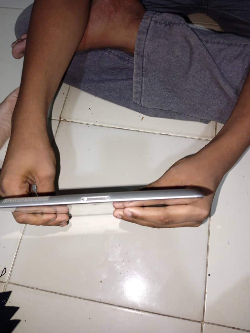apple 4