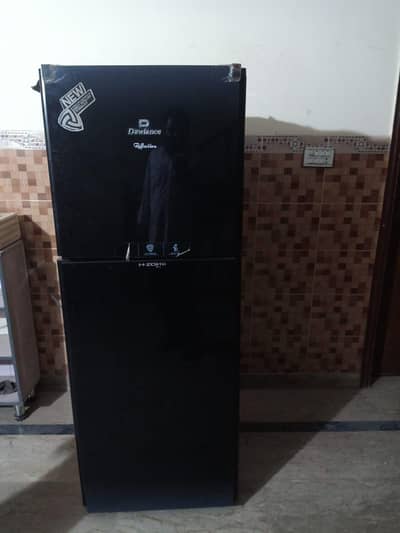 dawlance medium size fridge