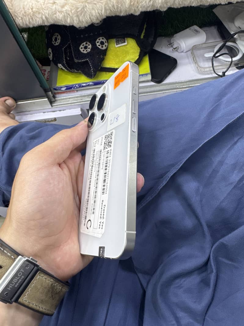 Apple iPhone 15 Pro 1