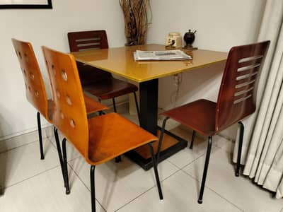 Coffee Table with chairs/Glass top table/Wooden chairs