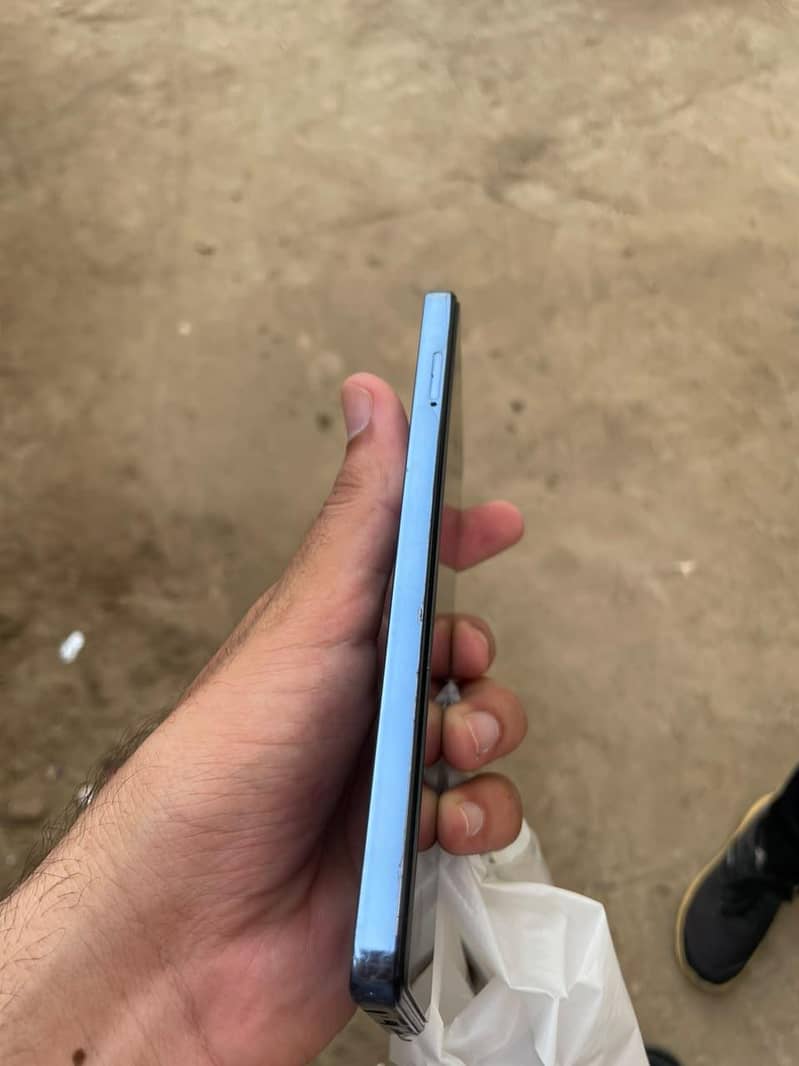 Tecno CAMON 20 2