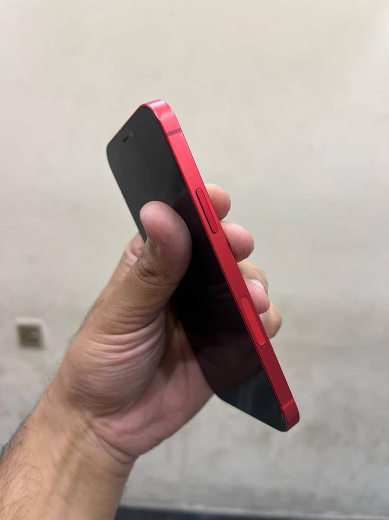Apple iPhone 12 5