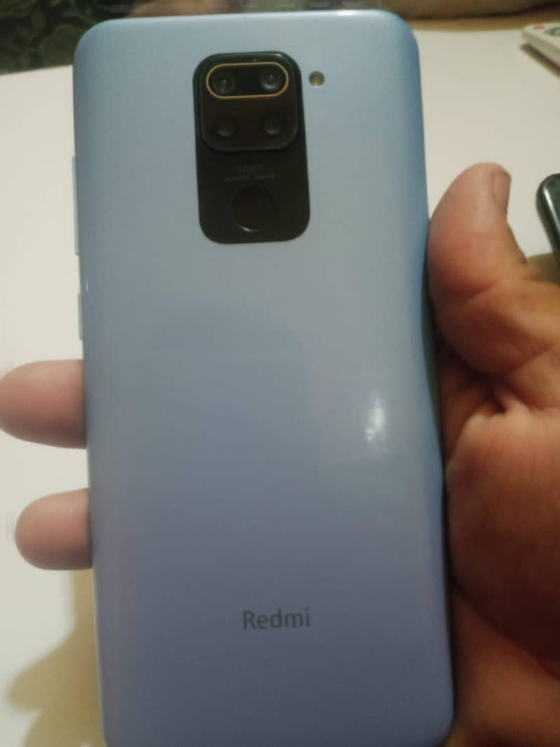 Xiaomi Redmi Note 9 4