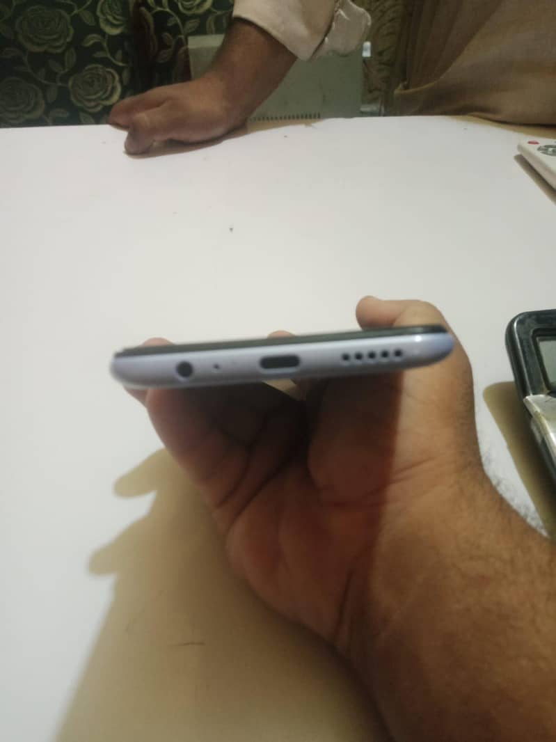 Xiaomi Redmi Note 9 5