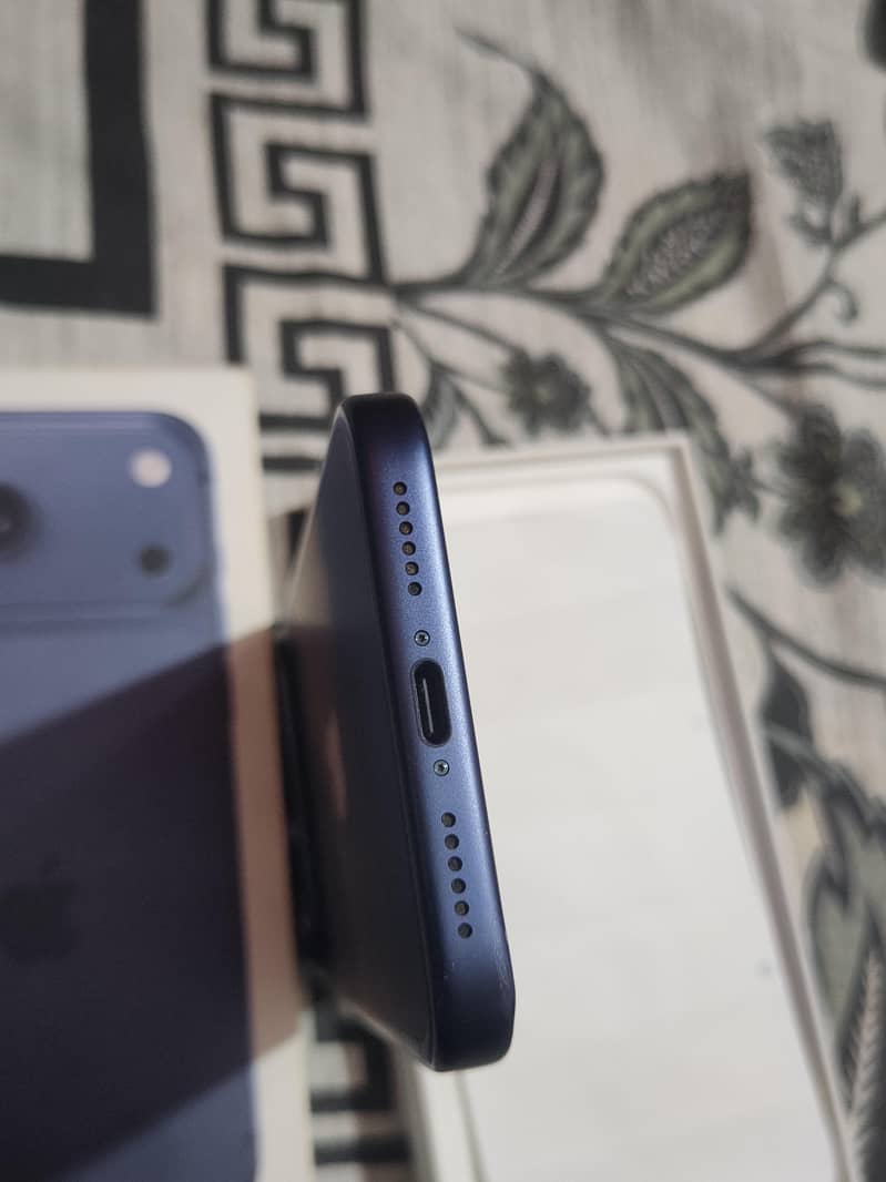 Apple iPhone 17 Pro Max 2