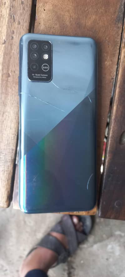 Infinix Note 8i
