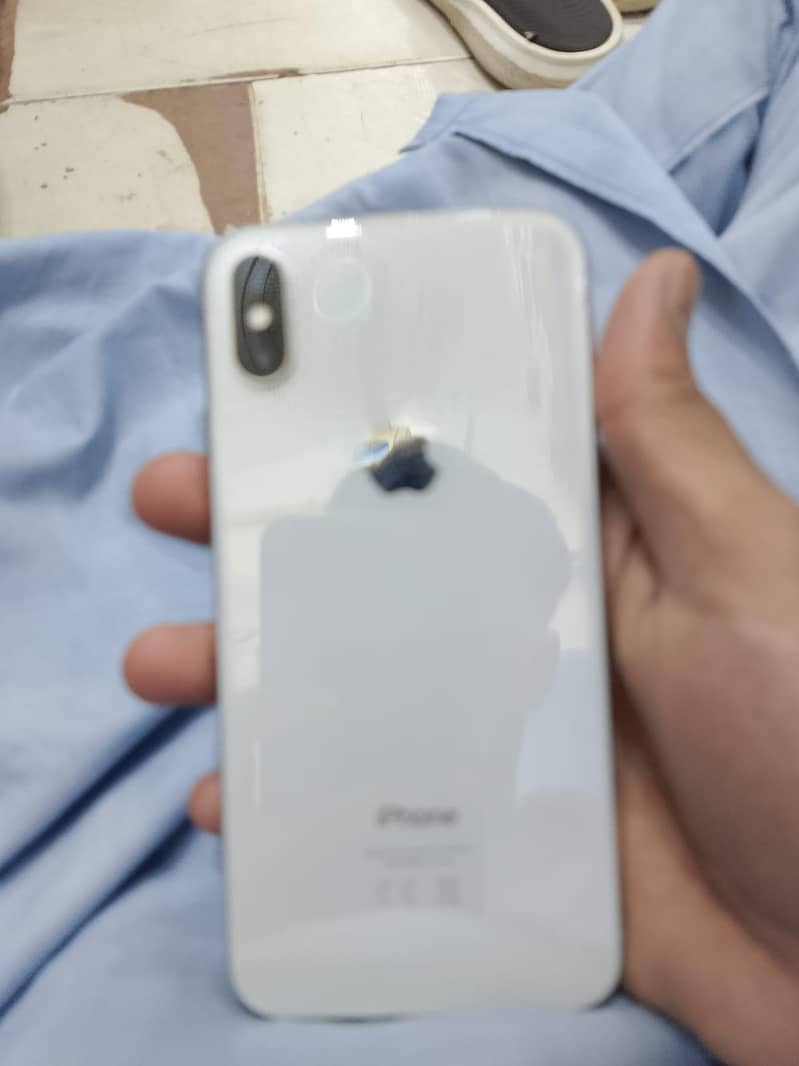 Apple iPhone X 2