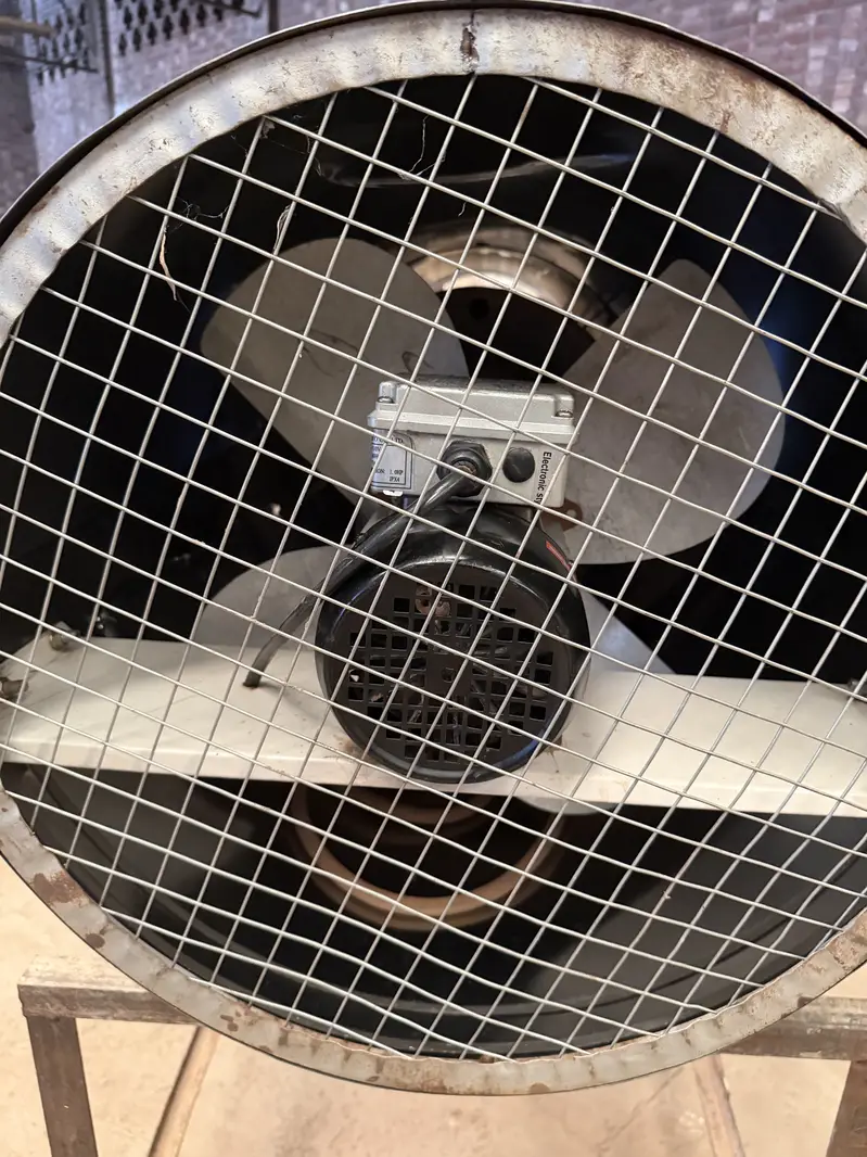Stainless Steel Brooder — photo 4