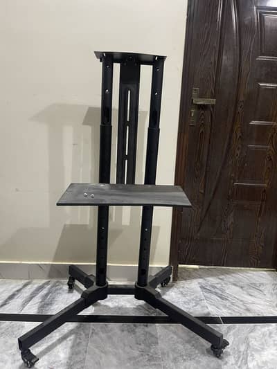 LCD/LED Adjustable Trolley Stand