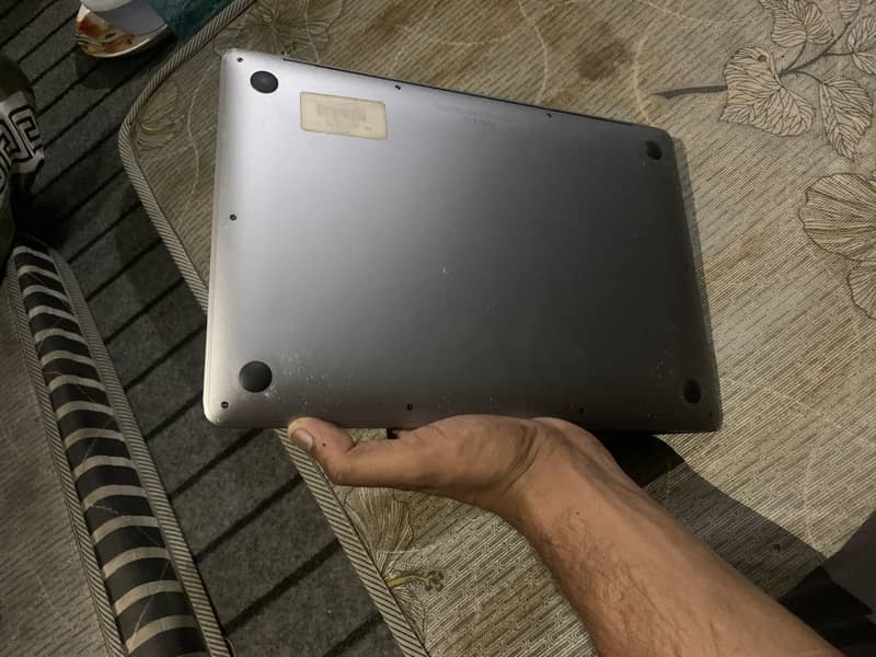 MAC Book Air 4