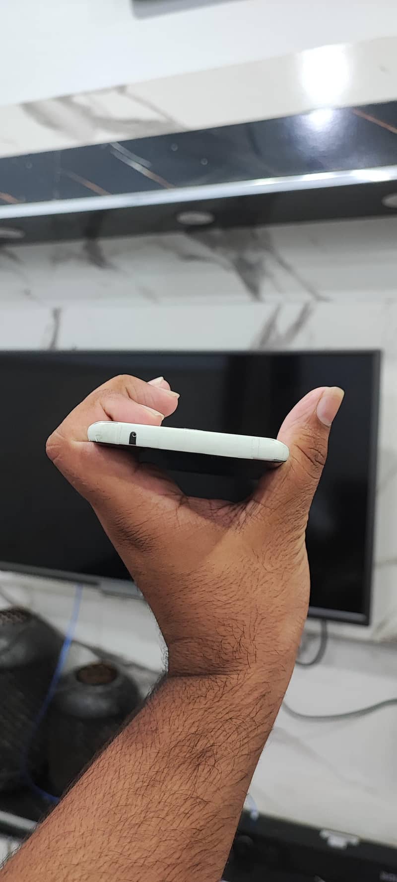 One Plus 8 5G 4