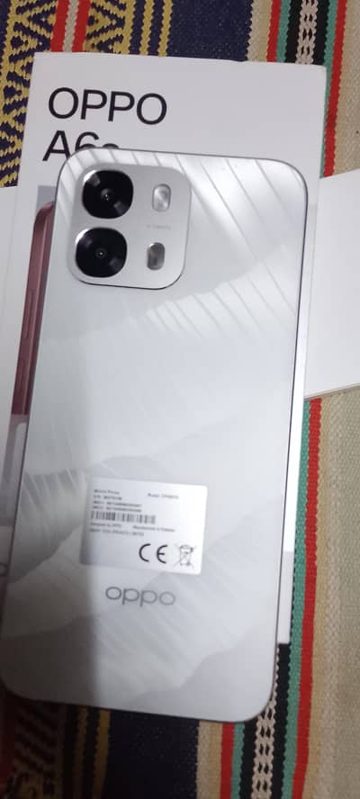 OPPO A6s complet box 10 month wrnty remaning