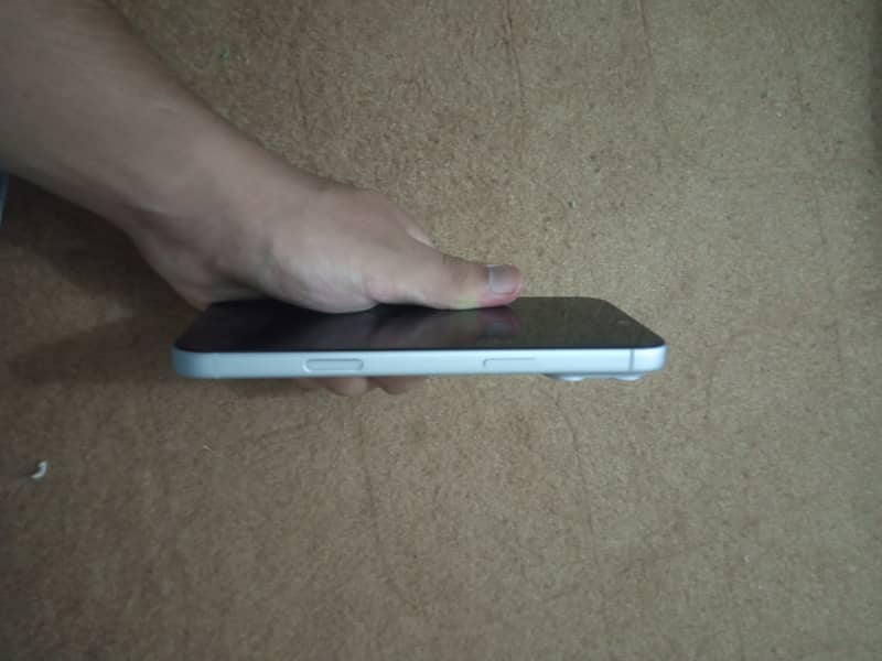 Apple iPhone 17 Pro Max 5