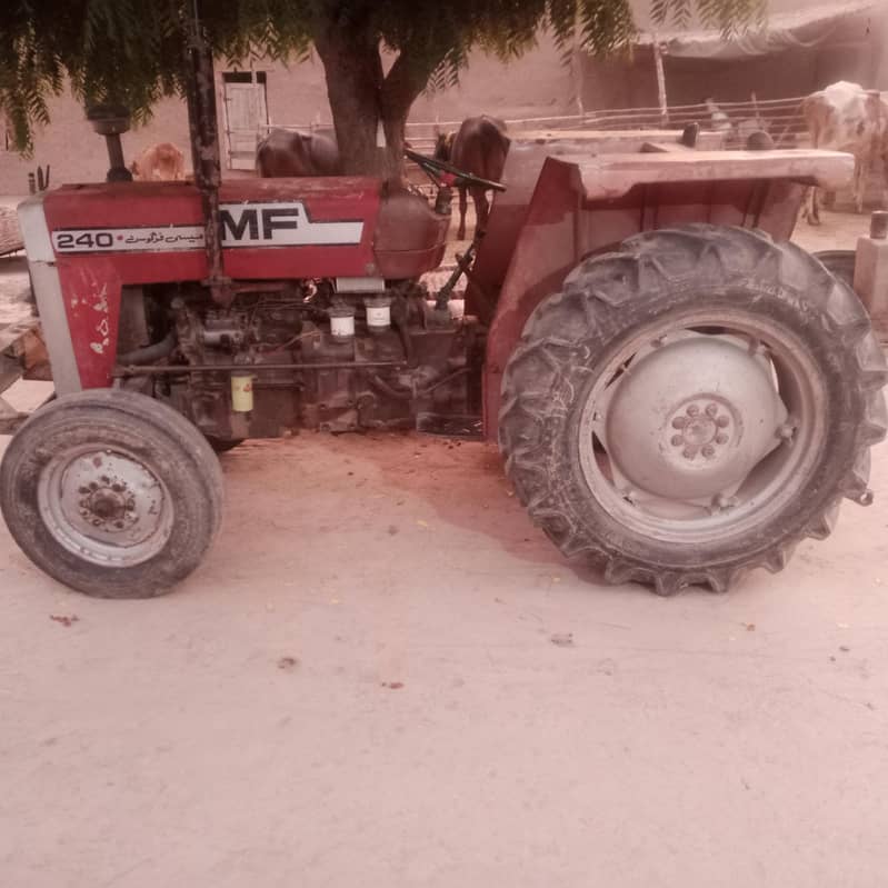 MF 240 0