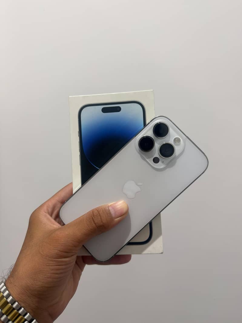 iPhone 14 Pro 6