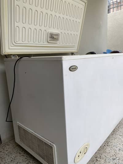 waves Deep Freezer 300L Excellent cooling