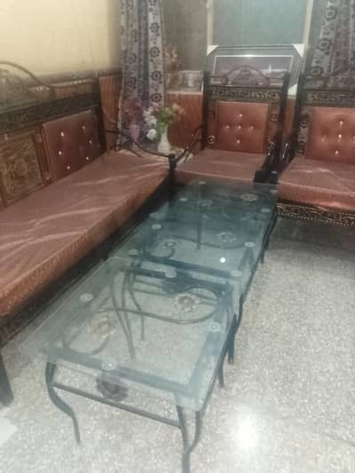 iron and wooden sofa set for sale good condition num 03115007890