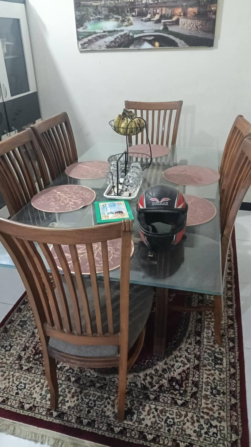 dining table for sell 0