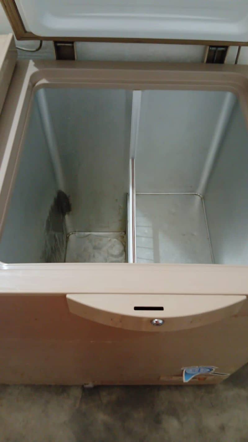 Dawlance Freezer 4