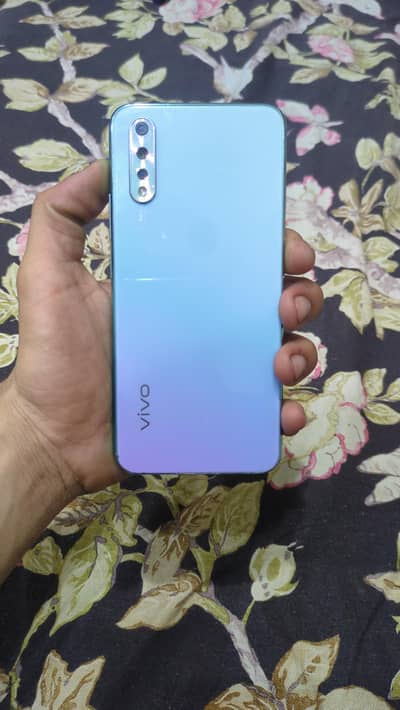Vivo S1