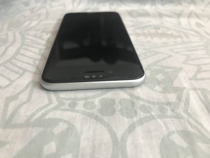 Apple iPhone SE 2