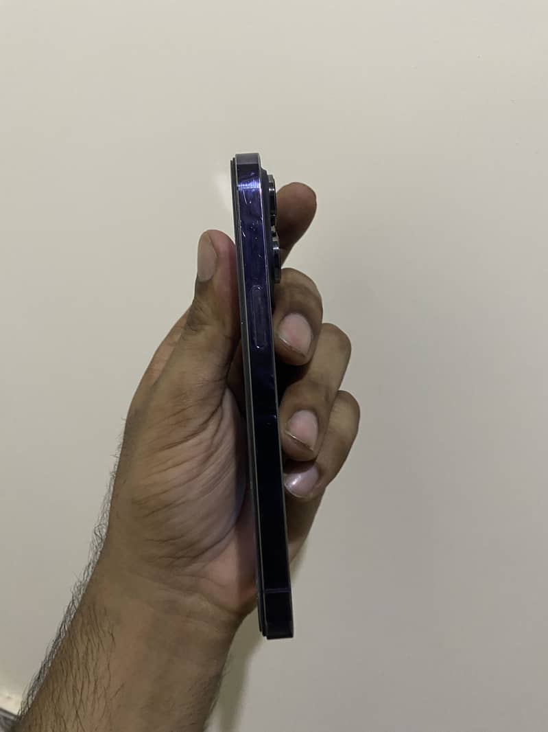 iPhone 14pro 2