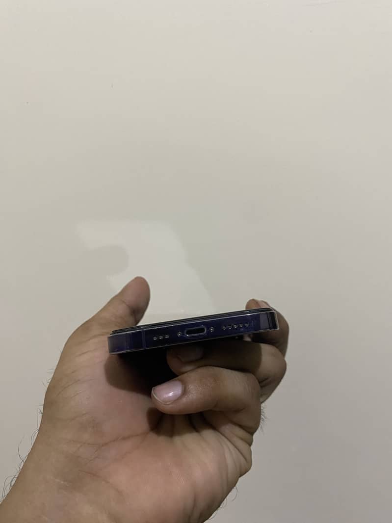 iPhone 14pro 4