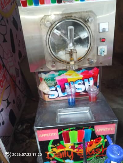 Slush machine urgent sale