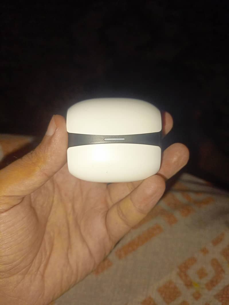ear buds 4