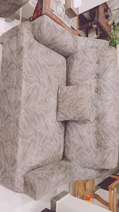 Luxury Sofa Set For Sale - Excellent Condition - Urgent Sale