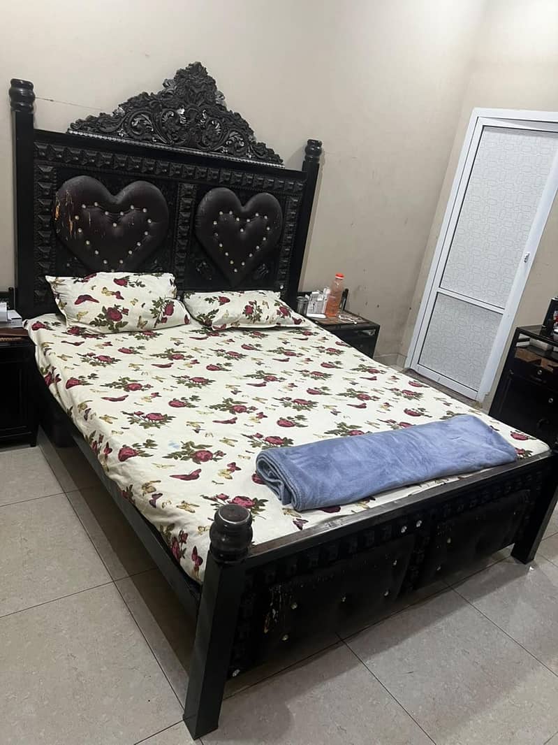 Iron Bed Set Complete 1